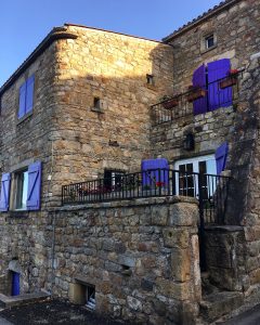 Plus beau village de France Montpeyroux, que voir à moins de 100 kilomètres de Vichy, Auvergne