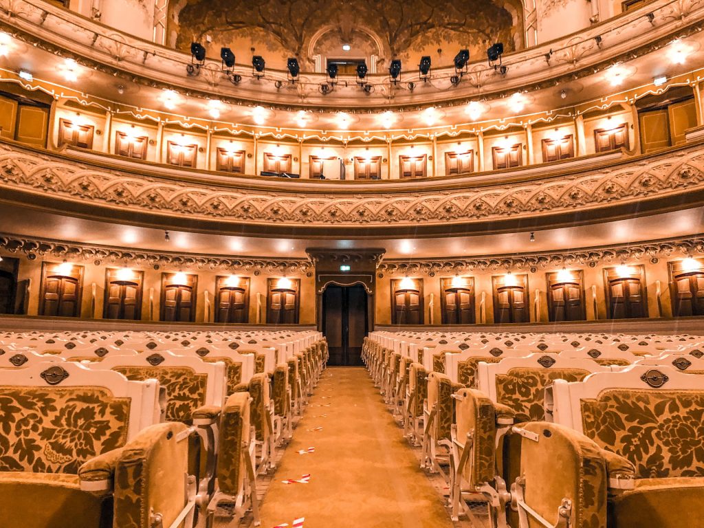 Vichy : Des idées de cadeaux pour un Noël réussi