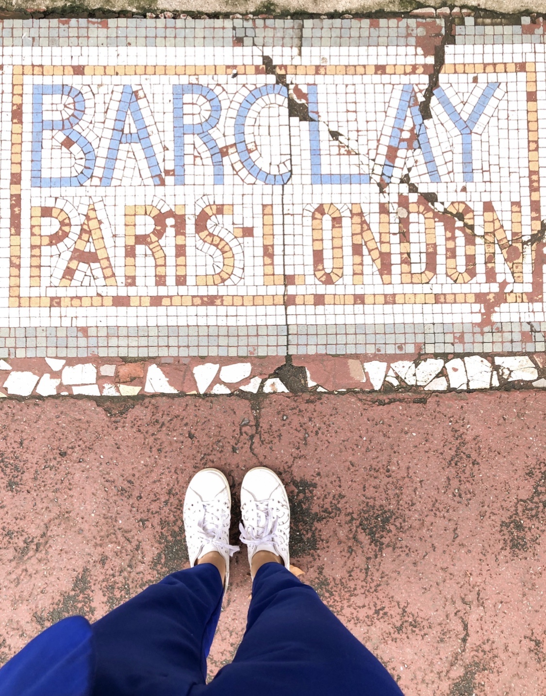 Fresque trottoir rue petit vichy